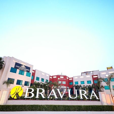 Bravura Gold Resort Meerut Exterior photo