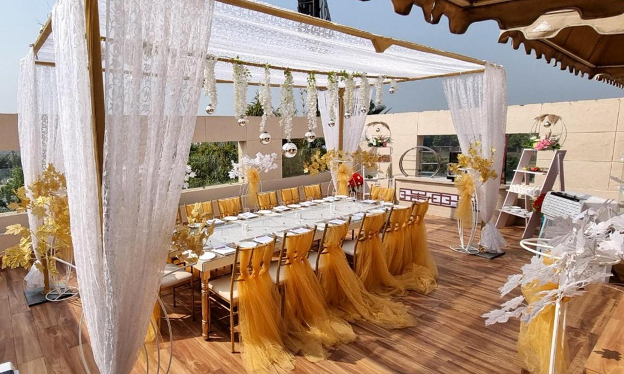 Bravura Gold Resort Meerut Exterior photo