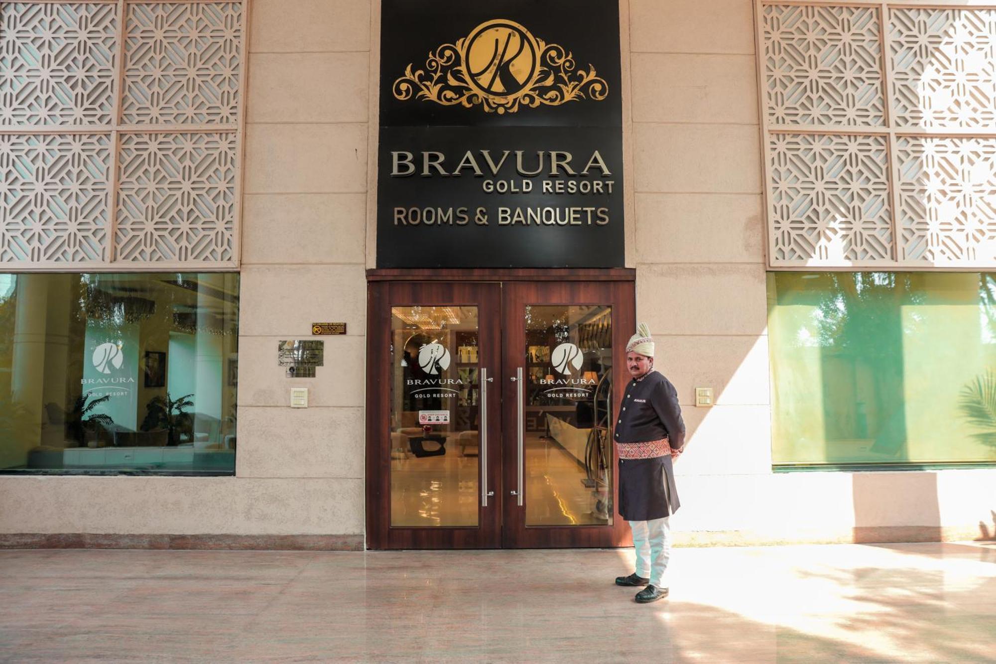 Bravura Gold Resort Meerut Exterior photo